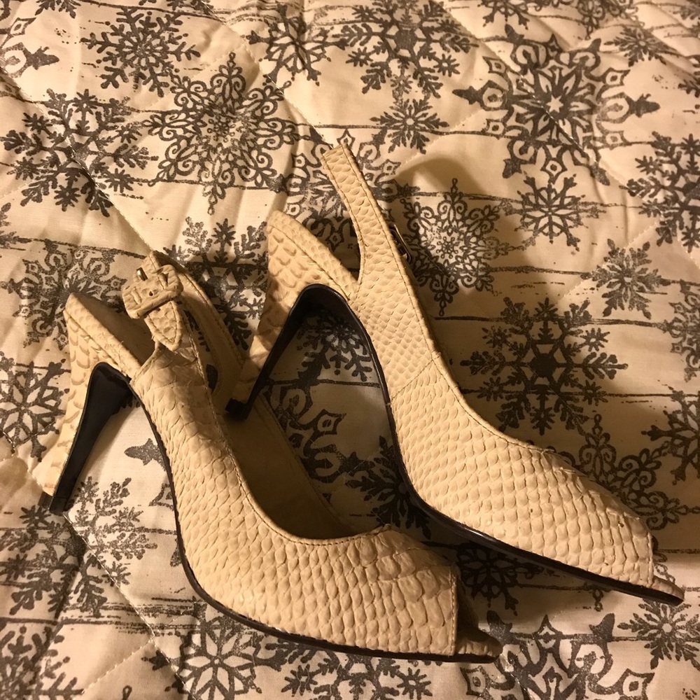 Talbots slingback taupe leather snake print heels